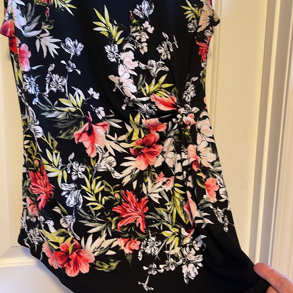 Flower tank - Picture 3 of 4